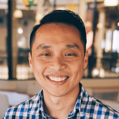 Ray Lau, Director of Marketing at Midigator